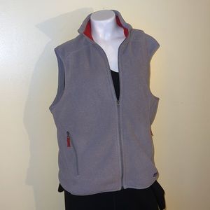 Patagonia® Men's Synchilla® Vest is a classic vest